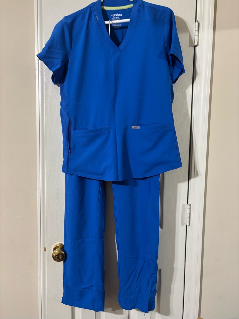Landau scrub set galaxy blue